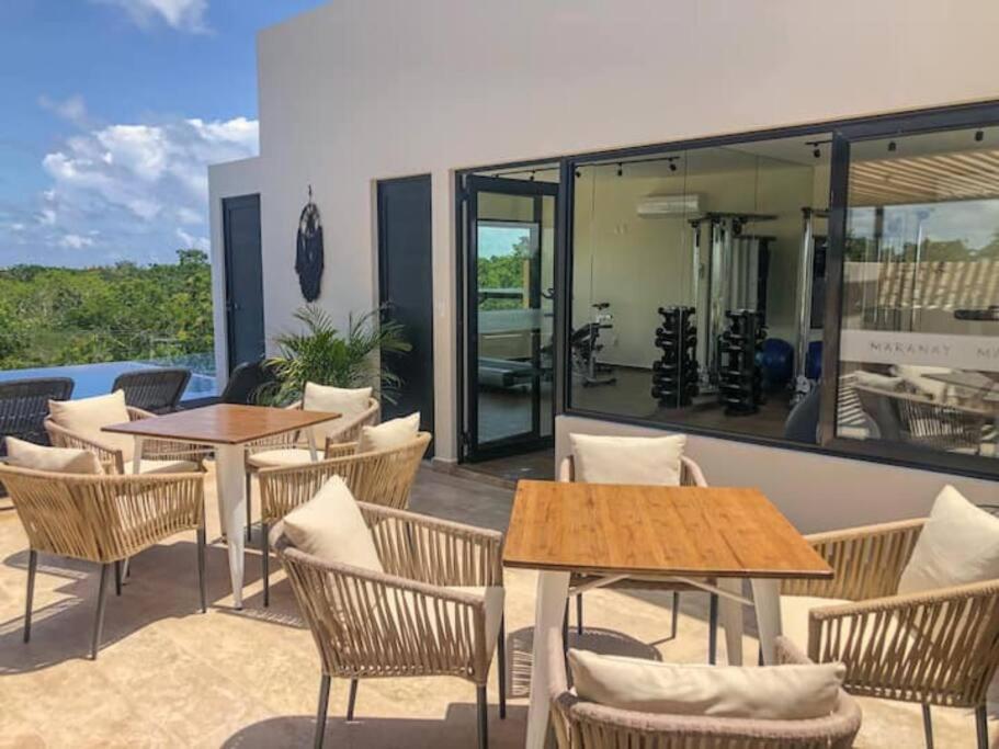 Suit Next To The Common Top Roof Exclusive Building Kingsize Bed 2 Super Pools, Gym, Grill Tulum Exterior photo